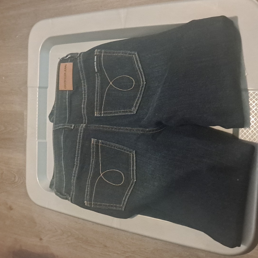 NWT CALVIN KLEIN JEANS - Picture 4 of 9